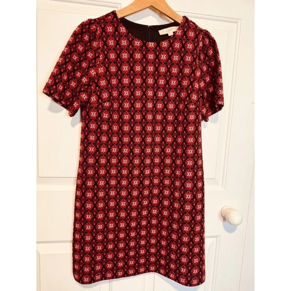 LOFT Red midi floral print short sleeve dress size Medium